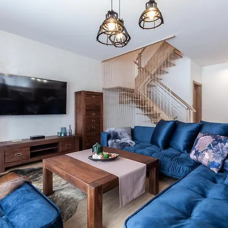 Royal, Alpesi faház Tátralomnic