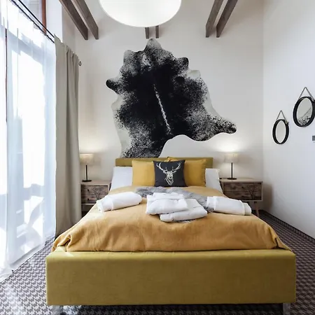 Royal, Alpesi faház *