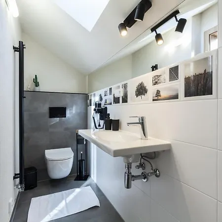 Chalet Royal,